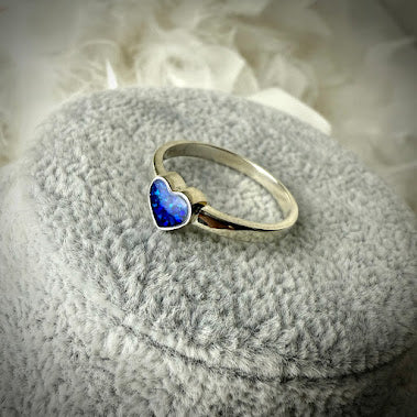 Small heart Ring