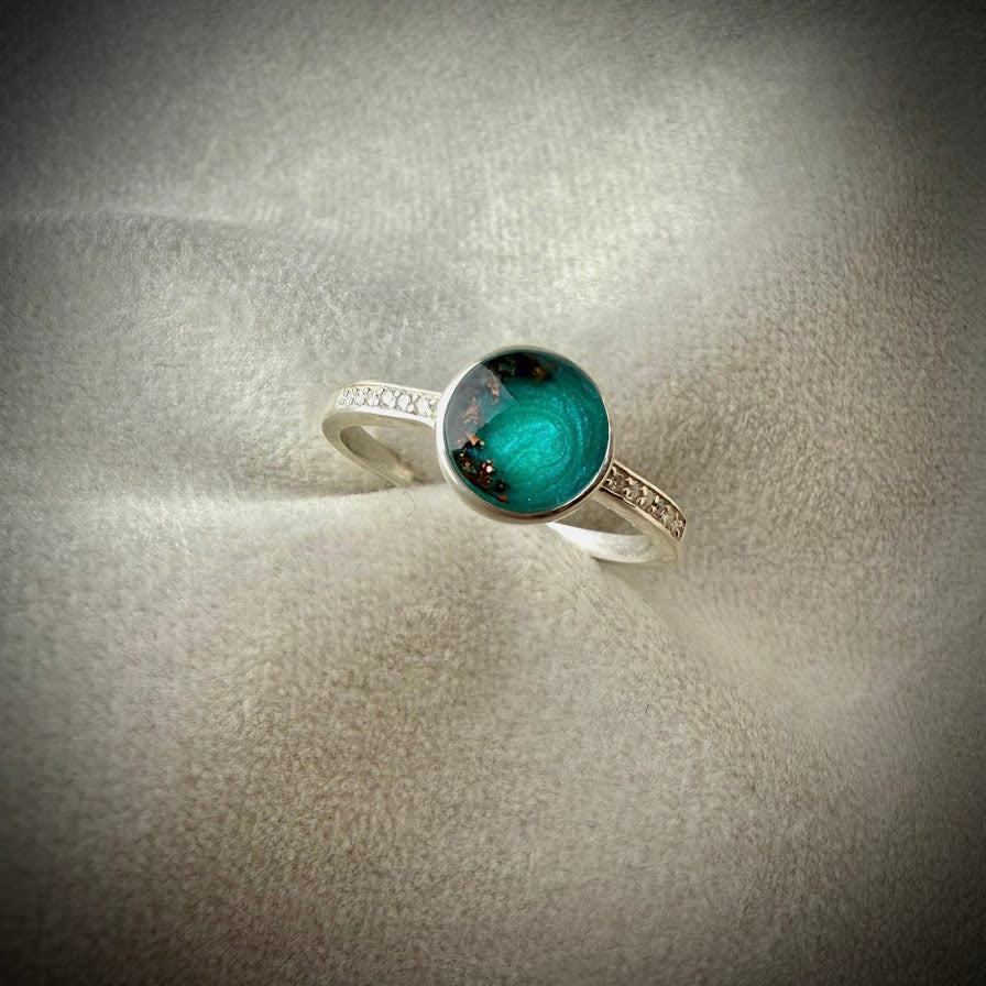 My World Moissantes Ring