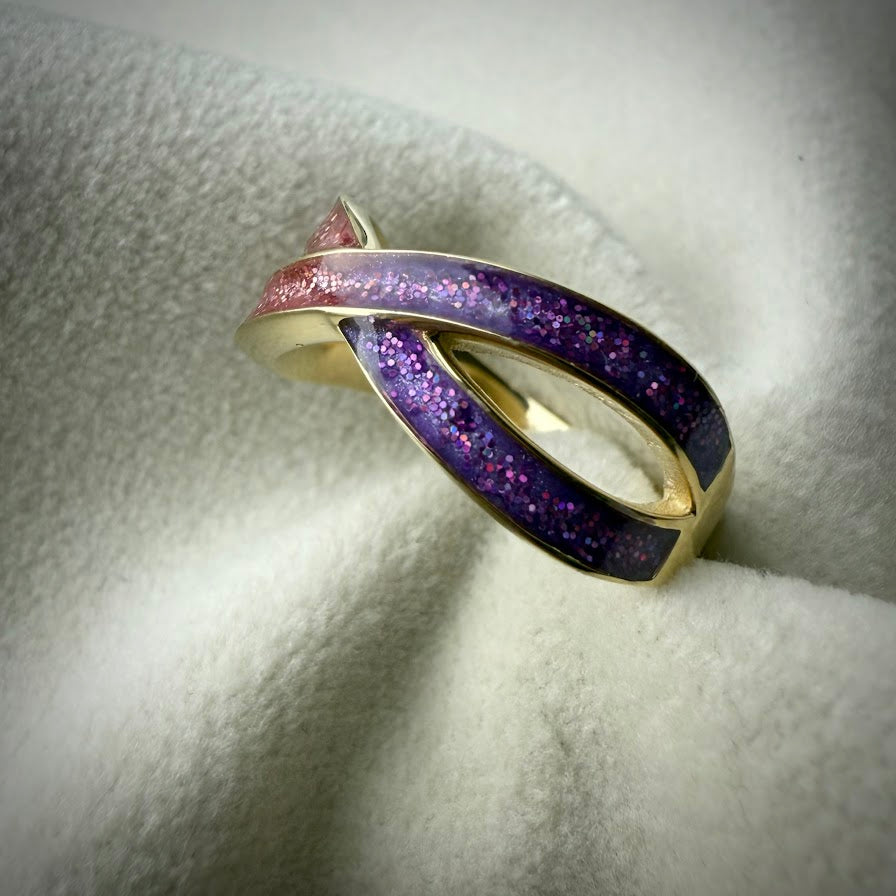 9ct Yellow gold Simple Infinity Ring - Size P Only
