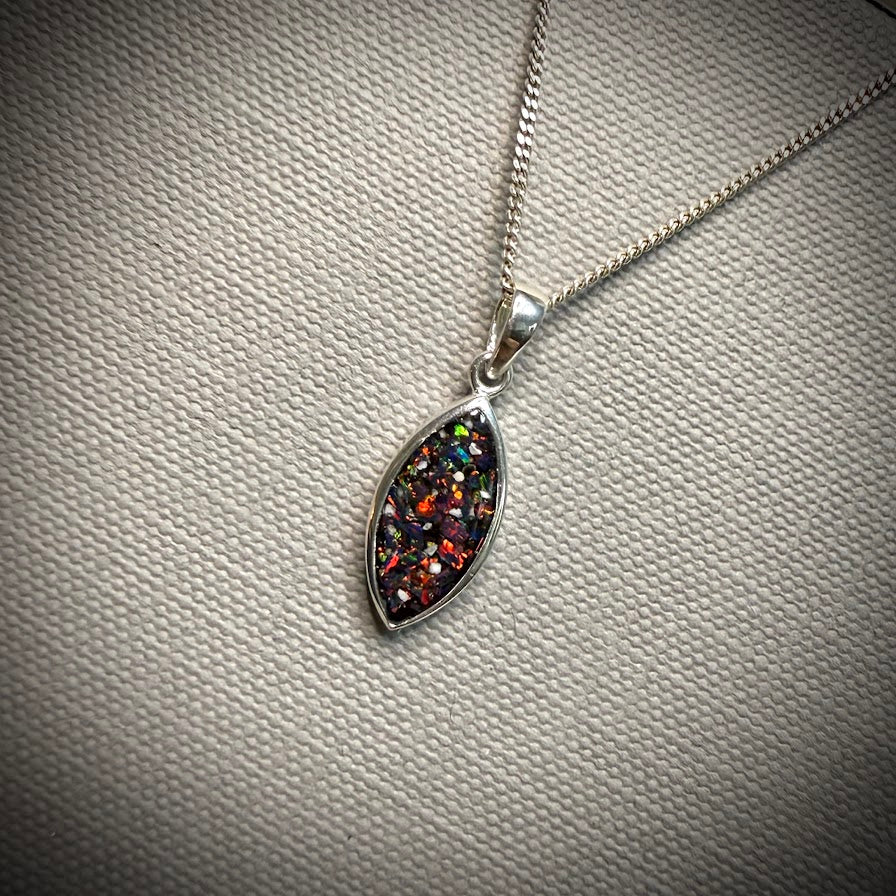 Simple Marquise Pendant