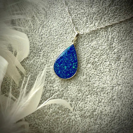 Large Teardrop Pendant