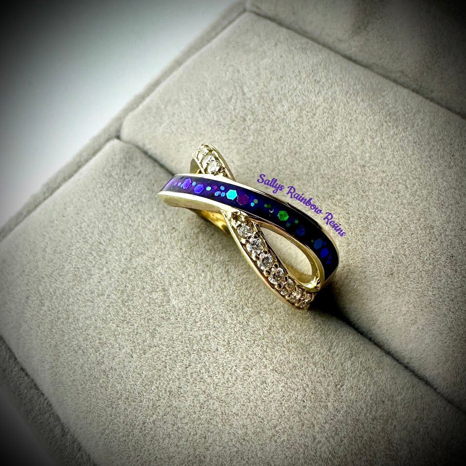 9ct Yellow/White/Rose Gold Infinity Ring