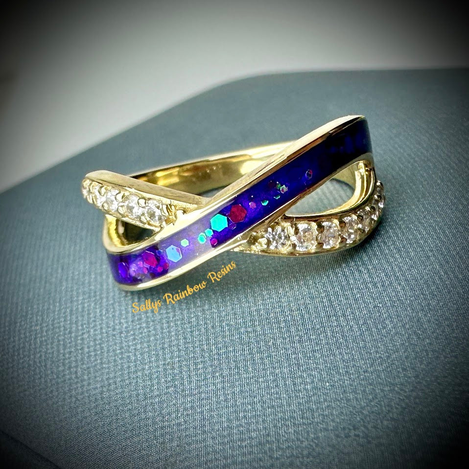 9ct Yellow/White/Rose Gold Infinity Ring