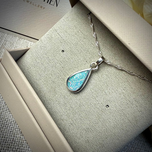 The Classic Teardrop Pendant
