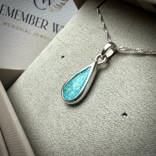 The Classic Teardrop Pendant