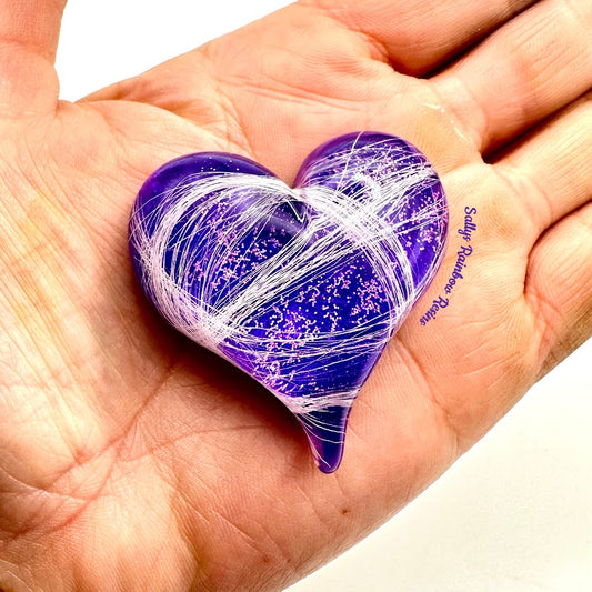 Pointed Heart Pebble