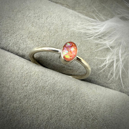 Petite Oval Ring