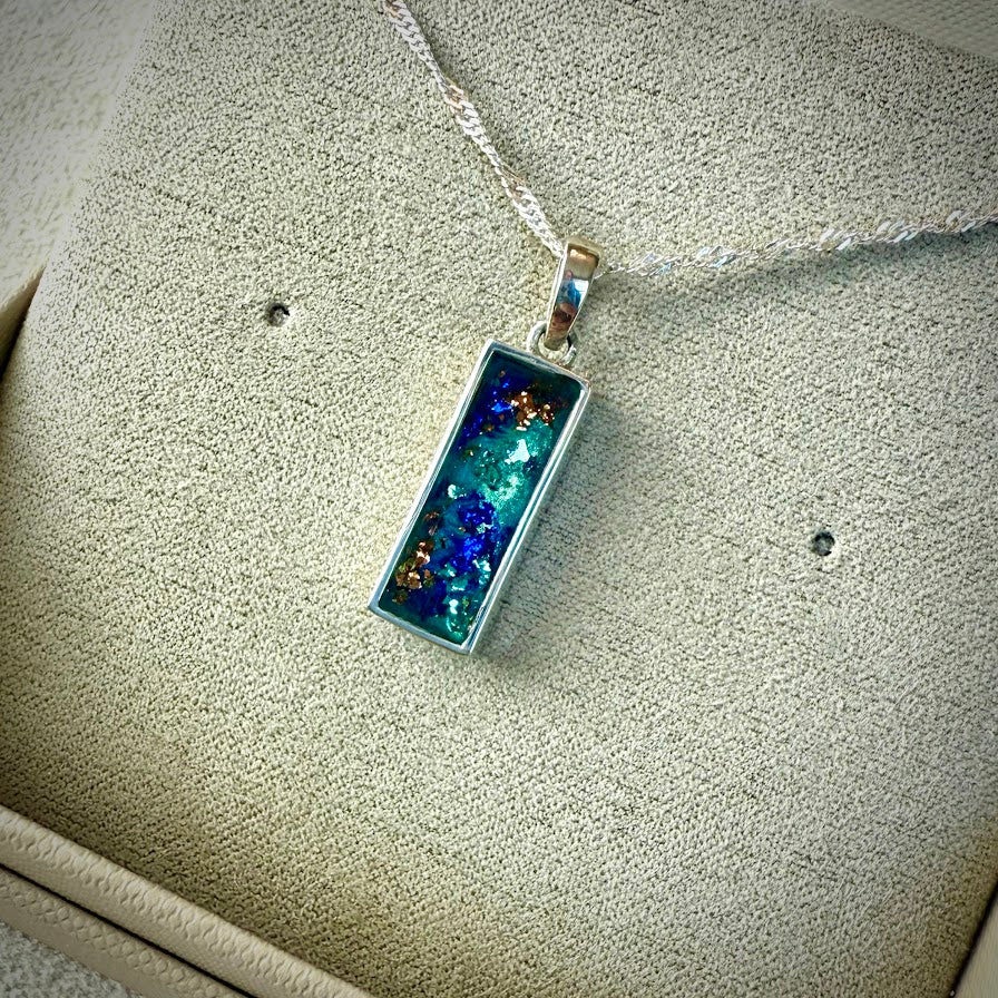 Oblong Pendant
