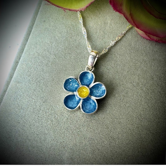 Forget Me Not / Flower Pendant
