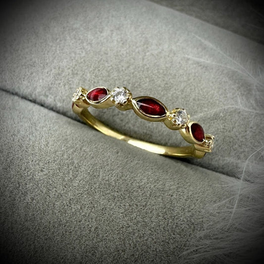 9ct Gold Half marquise Ring