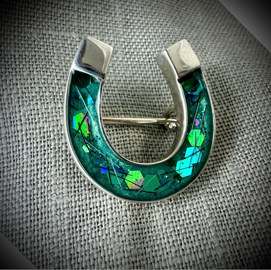 Horseshoe Stockpin