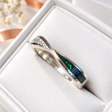 Sterling Silver CZ Twist Ring