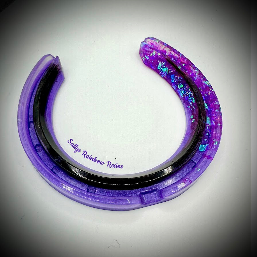 Single Horsehair / Ashes Horseshoe