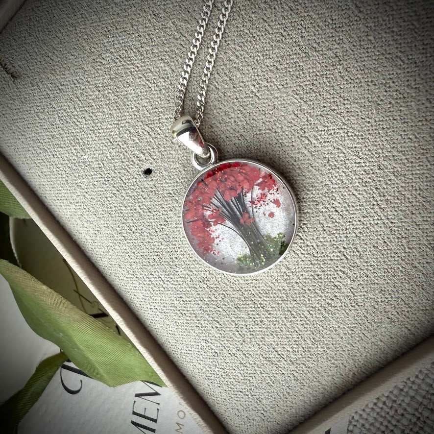 Simple Round Pendant