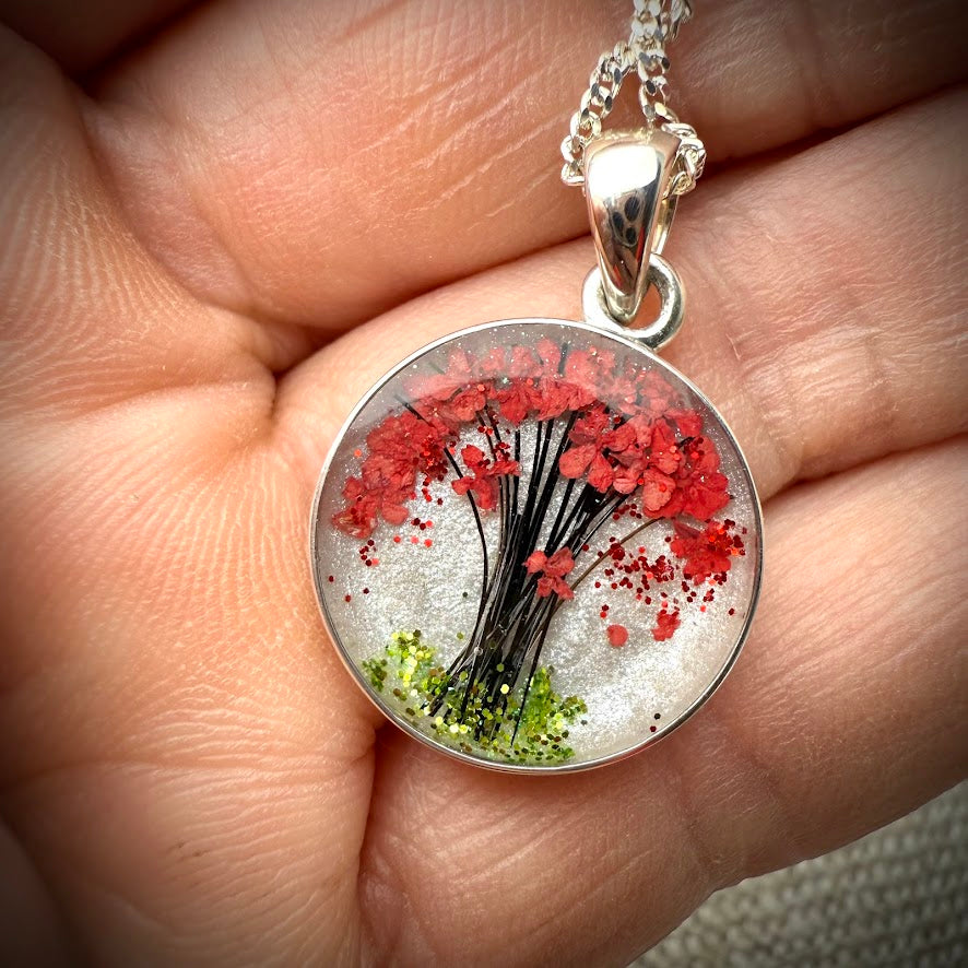 Simple Round Pendant