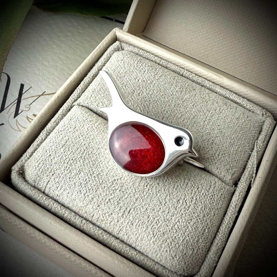 Classic Robin Brooch