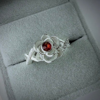 Infinite Rose .925 Silver Ring - Size S Only