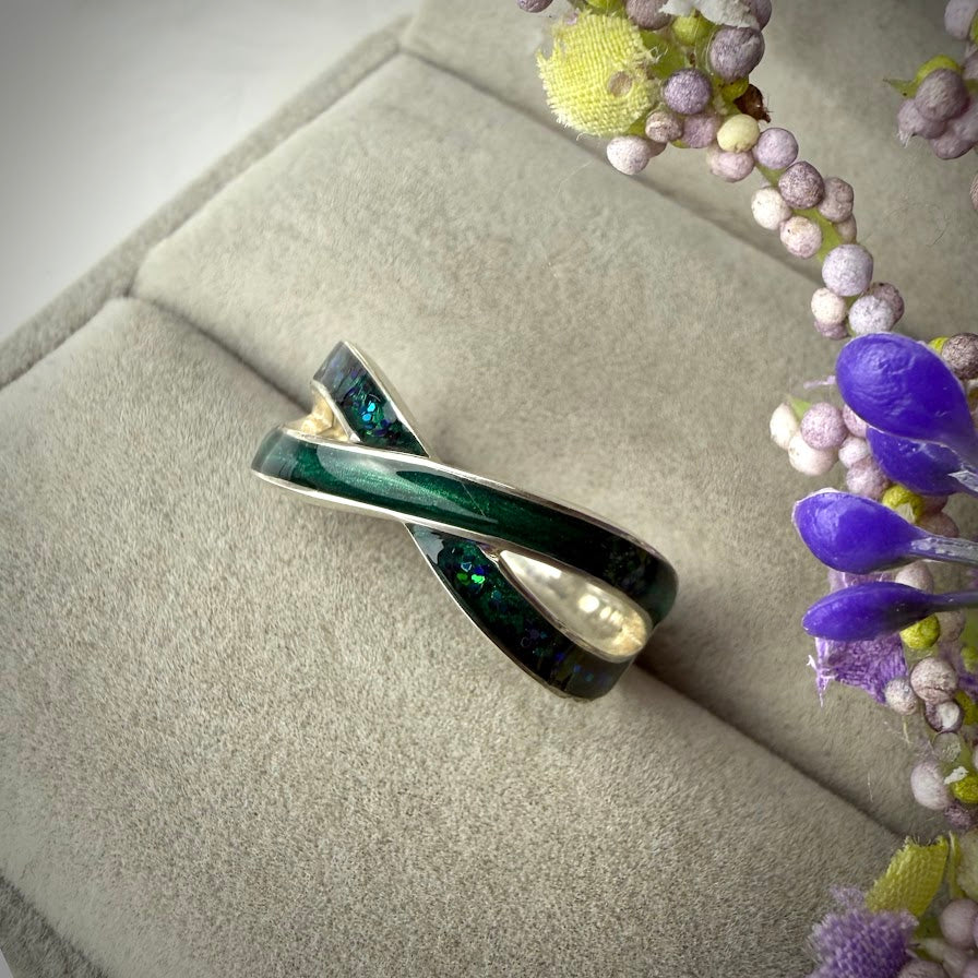 The Simple Infinity Ring