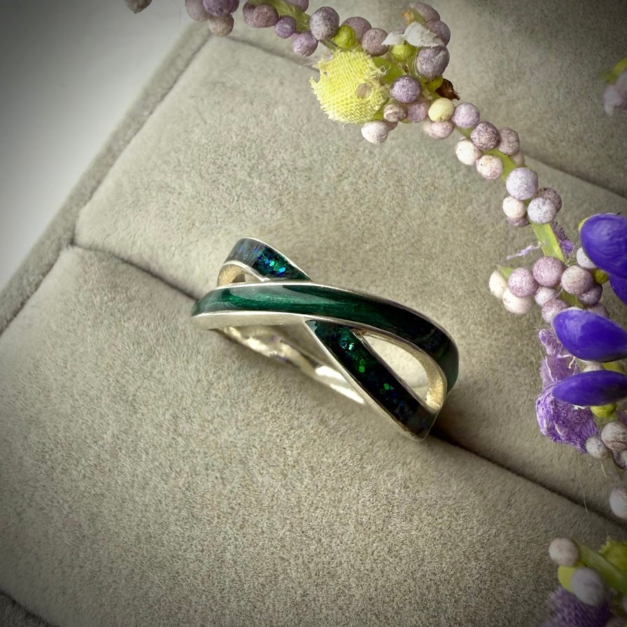 The Simple Infinity Ring