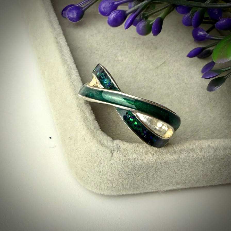 The Simple Infinity Ring