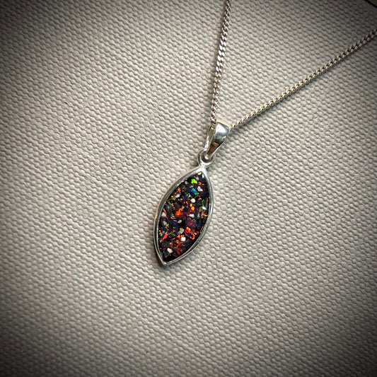 Simple Marquise Pendant