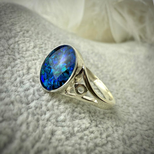 The oval Ring