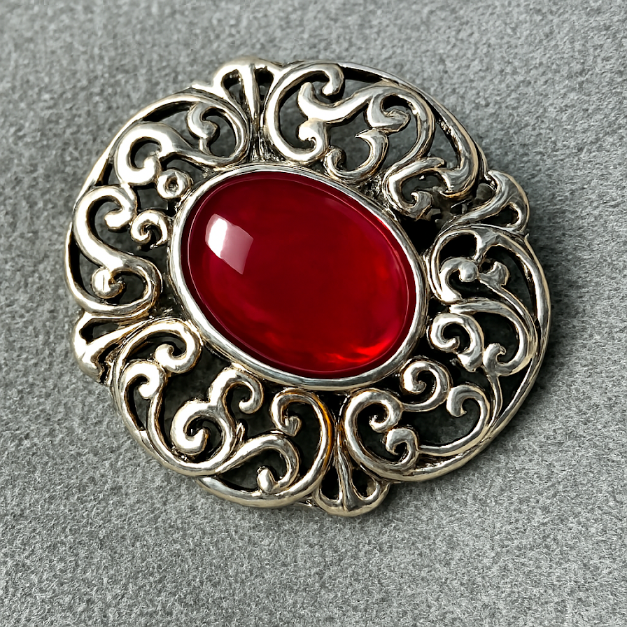 Vintage Flower Brooch / Pin