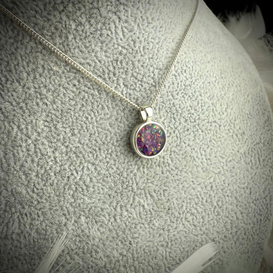 The Luna Pendant