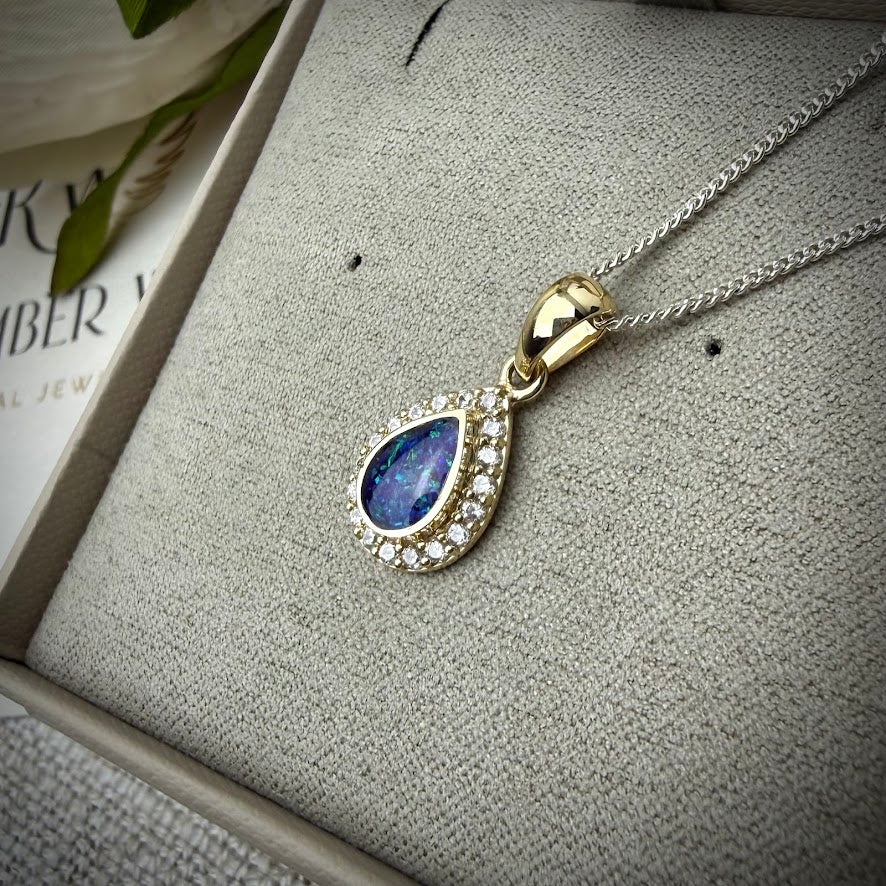 9ct Yellow Gold CZ Teardrop Pendant