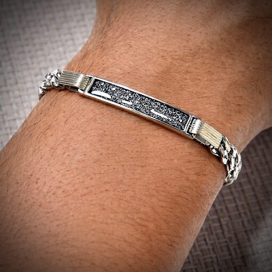 The Legacy Bar Bracelet