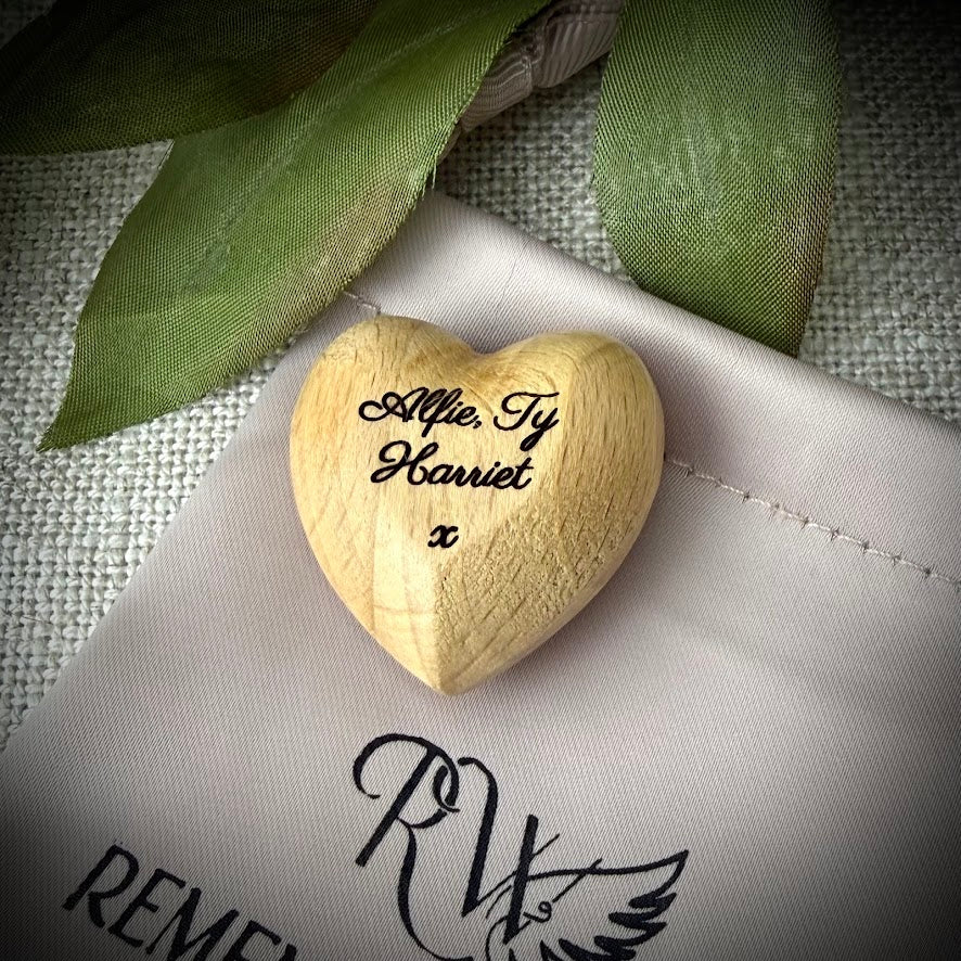 Wooden Comfort Heart Pebble