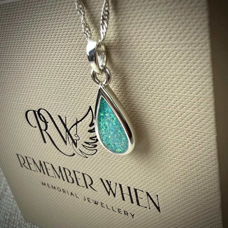 The Classic Teardrop Pendant