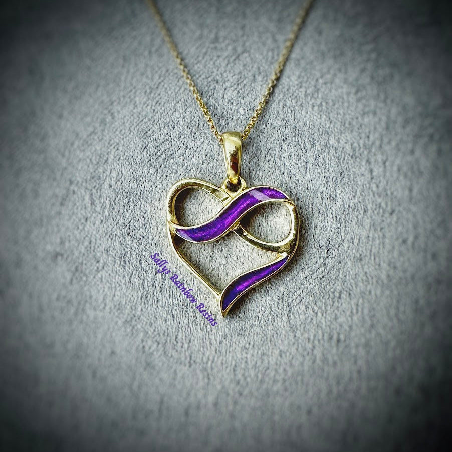 9ct Yellow Gold Heart Infinity Pendant