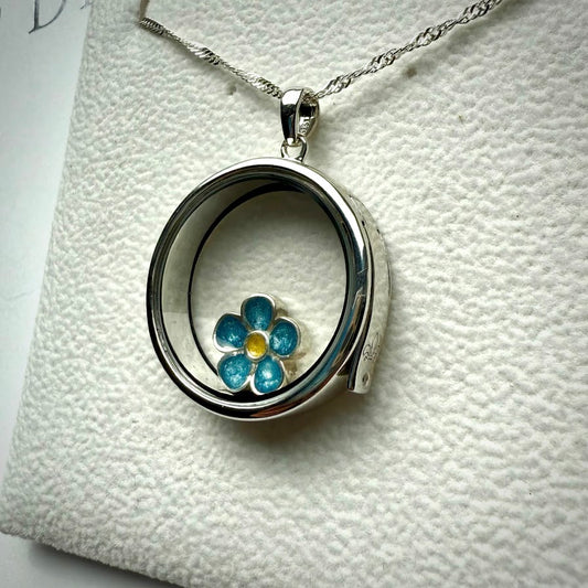 Round glass and .925 Silver locket  & F.M.N Charm