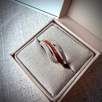 The Eternal Wave Ring