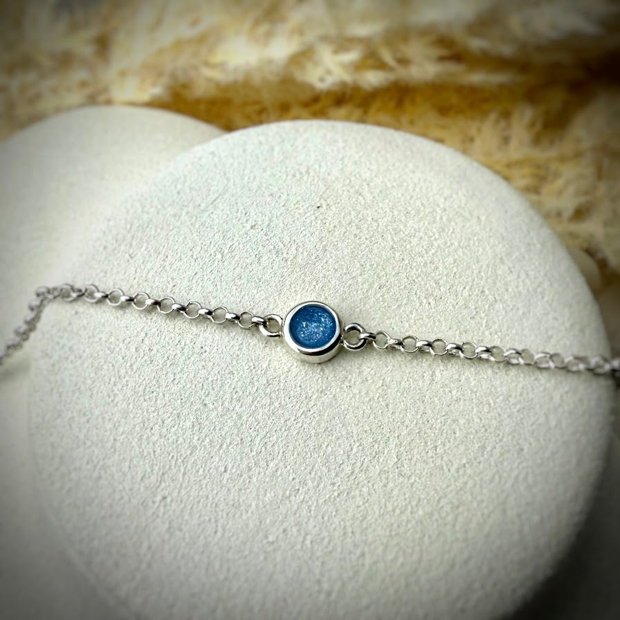 Petite Round adjustable Bracelet