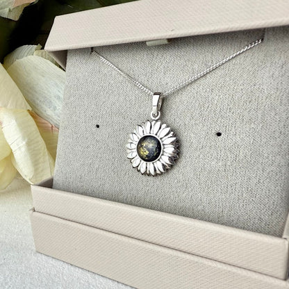 Daisy Pendant