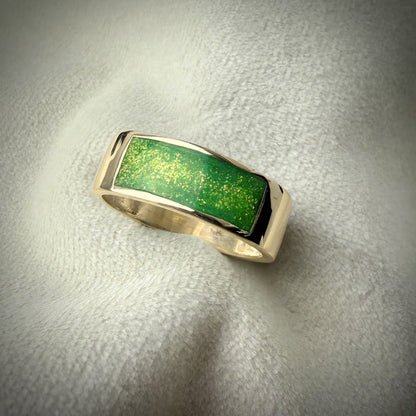 9ct Yellow Gold 8mm Front Band Ring