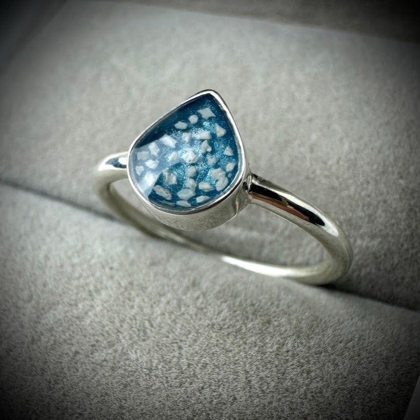 Classic Teardrop Ring