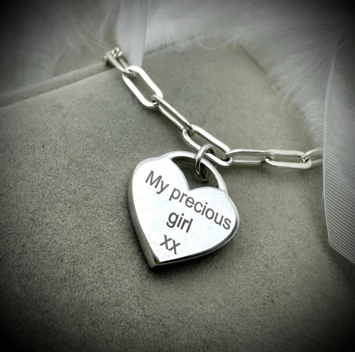 Linked to my Heart adjustable Bracelet