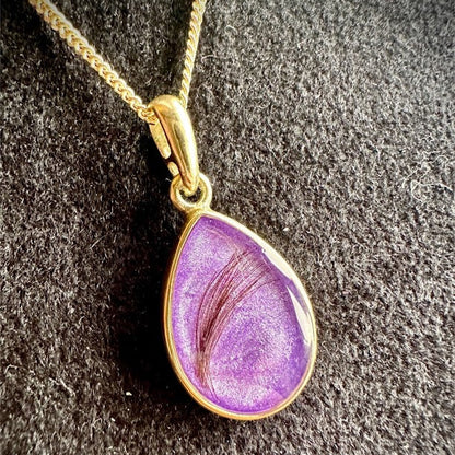 9ct Yellow Gold Teardrop Pendant