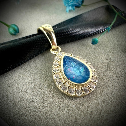 9ct Yellow Gold CZ Teardrop Pendant