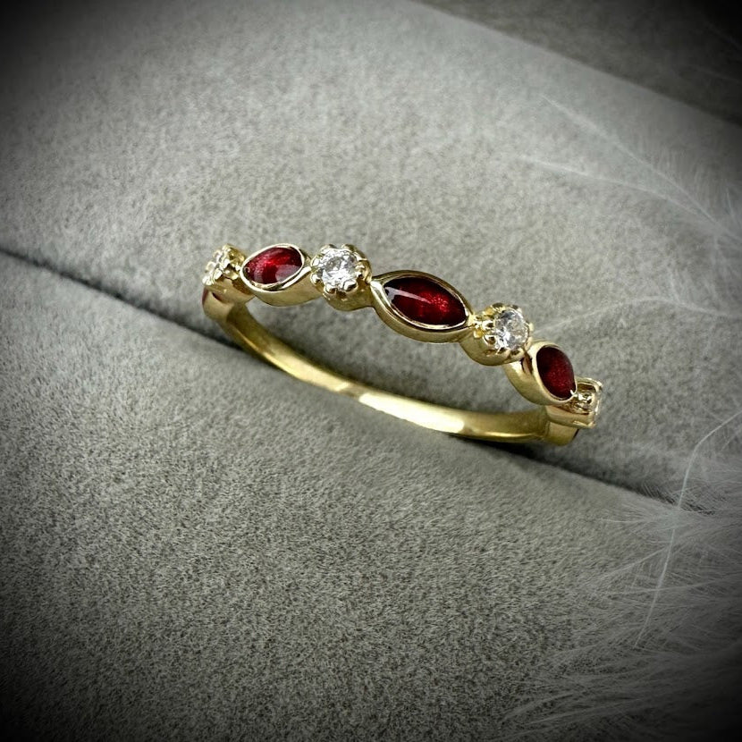 9ct Gold Half marquise Ring