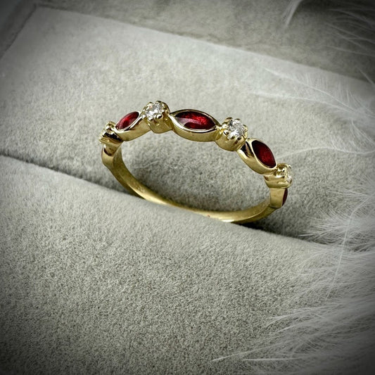 9ct Gold Half marquise Ring