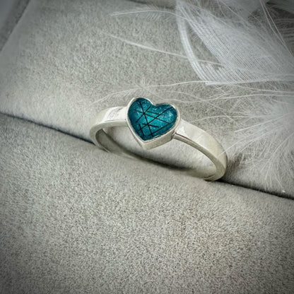 9ct Gold Small heart Ring
