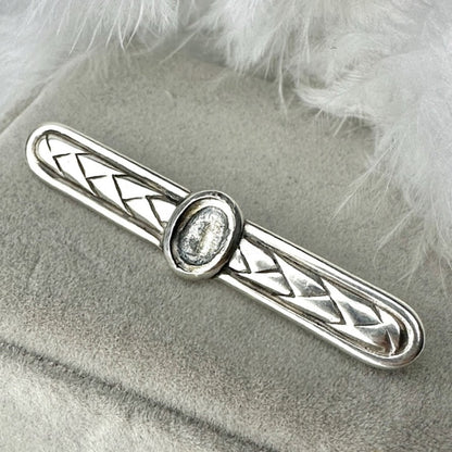 Vintage Plaited Brooch / Pin