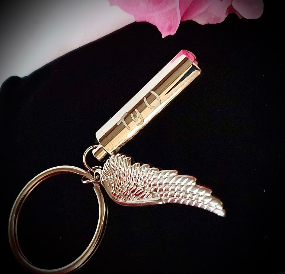 Self Filll winged Urn Keyring