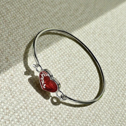 Simple Heart Bangle