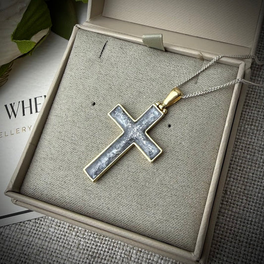 9ct Yellow Gold Cross Pendant
