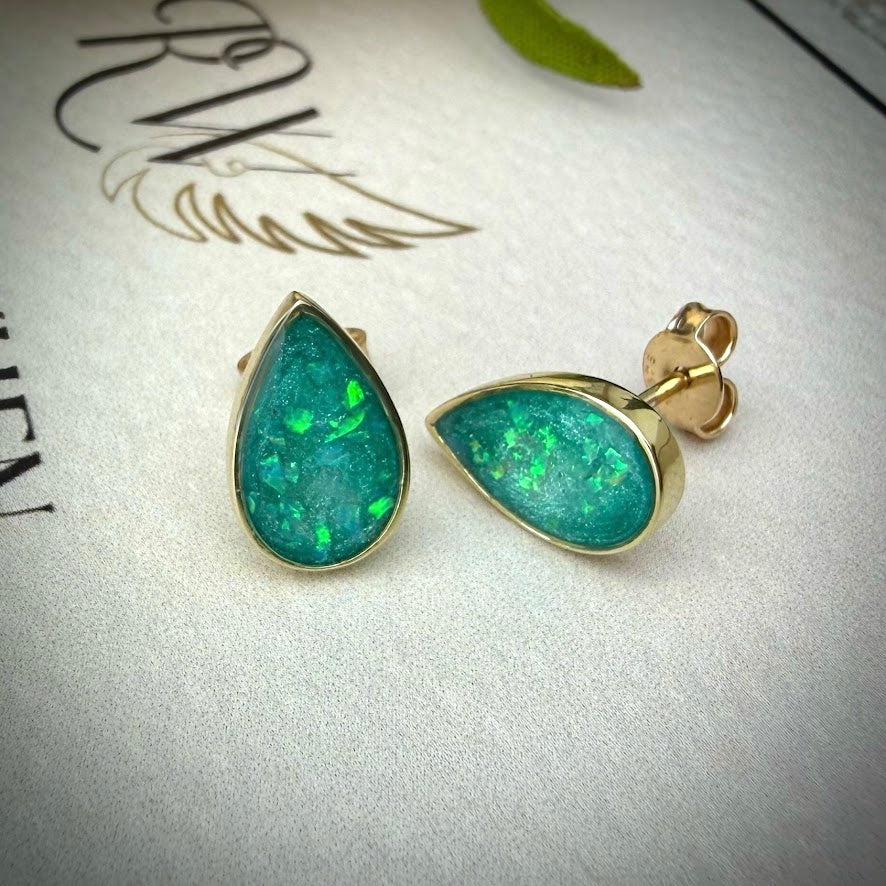 9ct Yellow Gold Teardrop Earrings